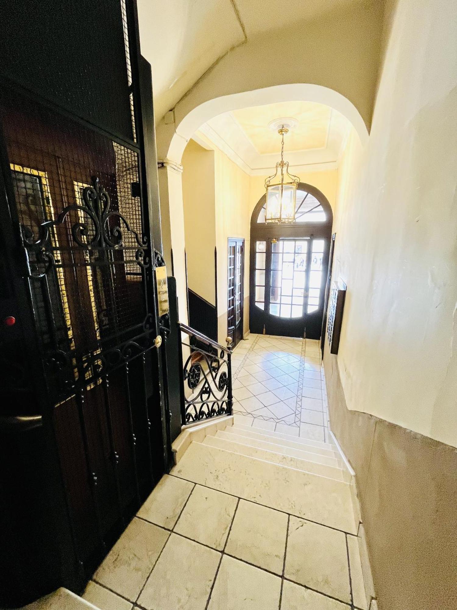 Dplace To Be - Amazing Apartments In Historic Center Madrid Exterior foto