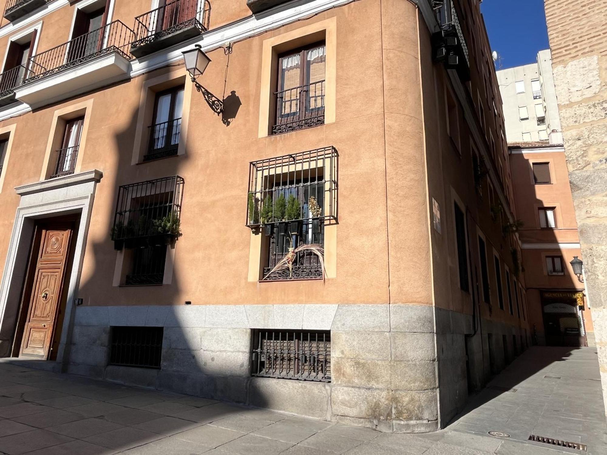 Dplace To Be - Amazing Apartments In Historic Center Madrid Exterior foto