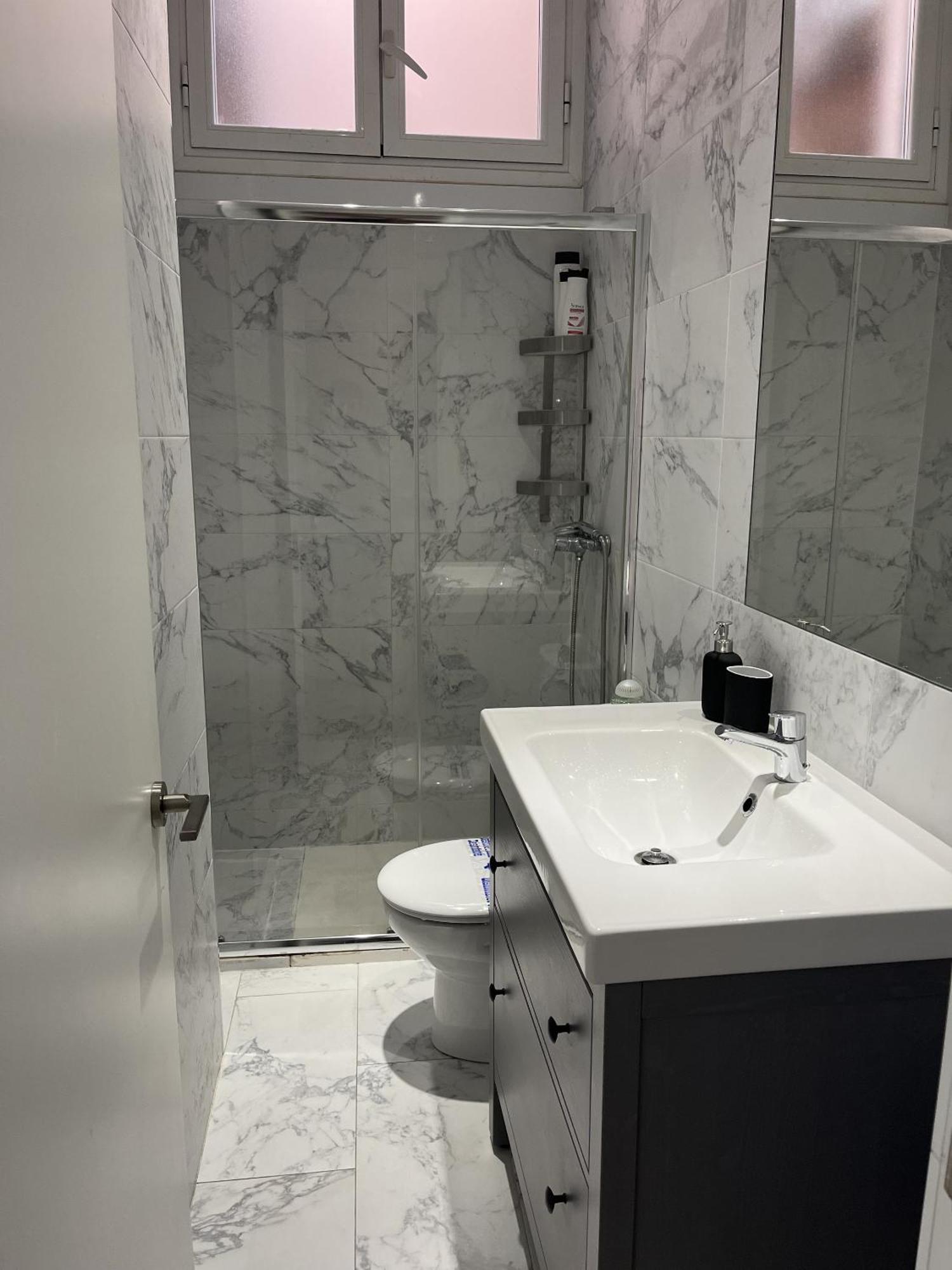 Dplace To Be - Amazing Apartments In Historic Center Madrid Habitación foto